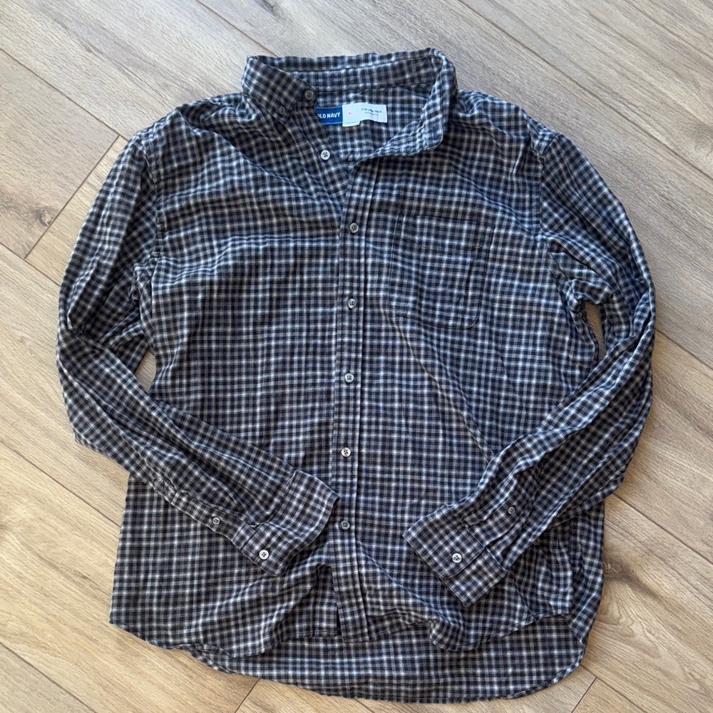 OLD NAVY Regular Fit Everyday Shirt Long Sleeve Button Down Plaid Shirt NWOT